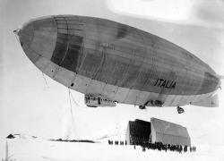 images/Gallerystorica/Spedizione Polare 1928  Baia del Re  Svalbard.jpg